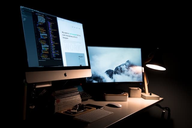 8 Best Ways to Reach Insurance Agencies and Brokers